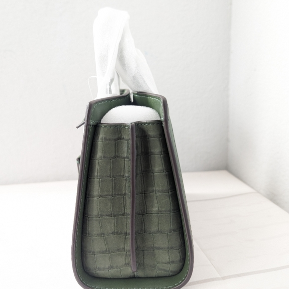 Michael Kors Chantal Extra-Small Crocodile Embossed Leather Messenger Bag Amazon - Picture 4 of 5